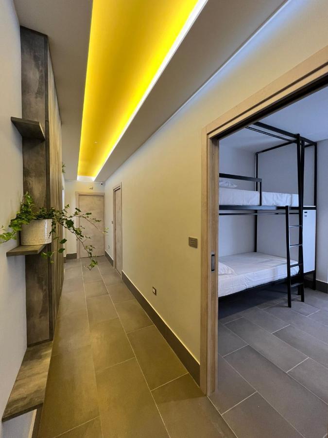 Smart Rooms Nápoly Kültér fotó