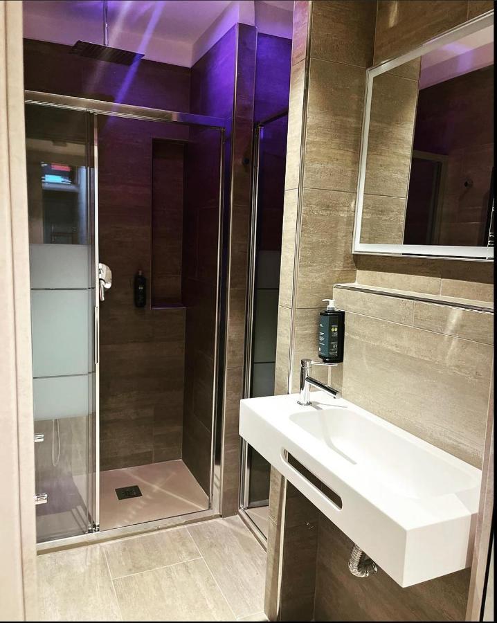 Smart Rooms Nápoly Kültér fotó
